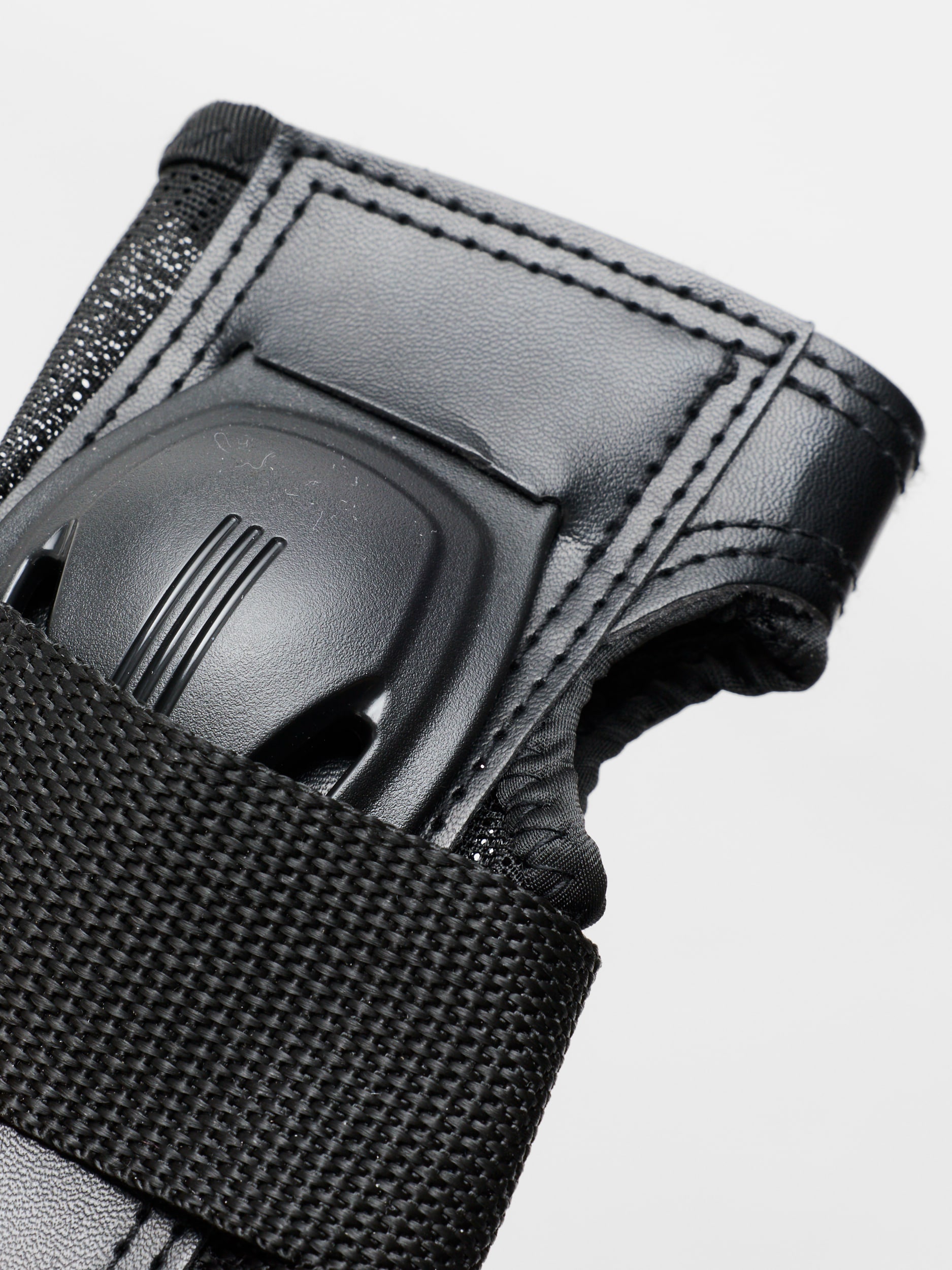 REVOLUTION, J PROTECTION SET