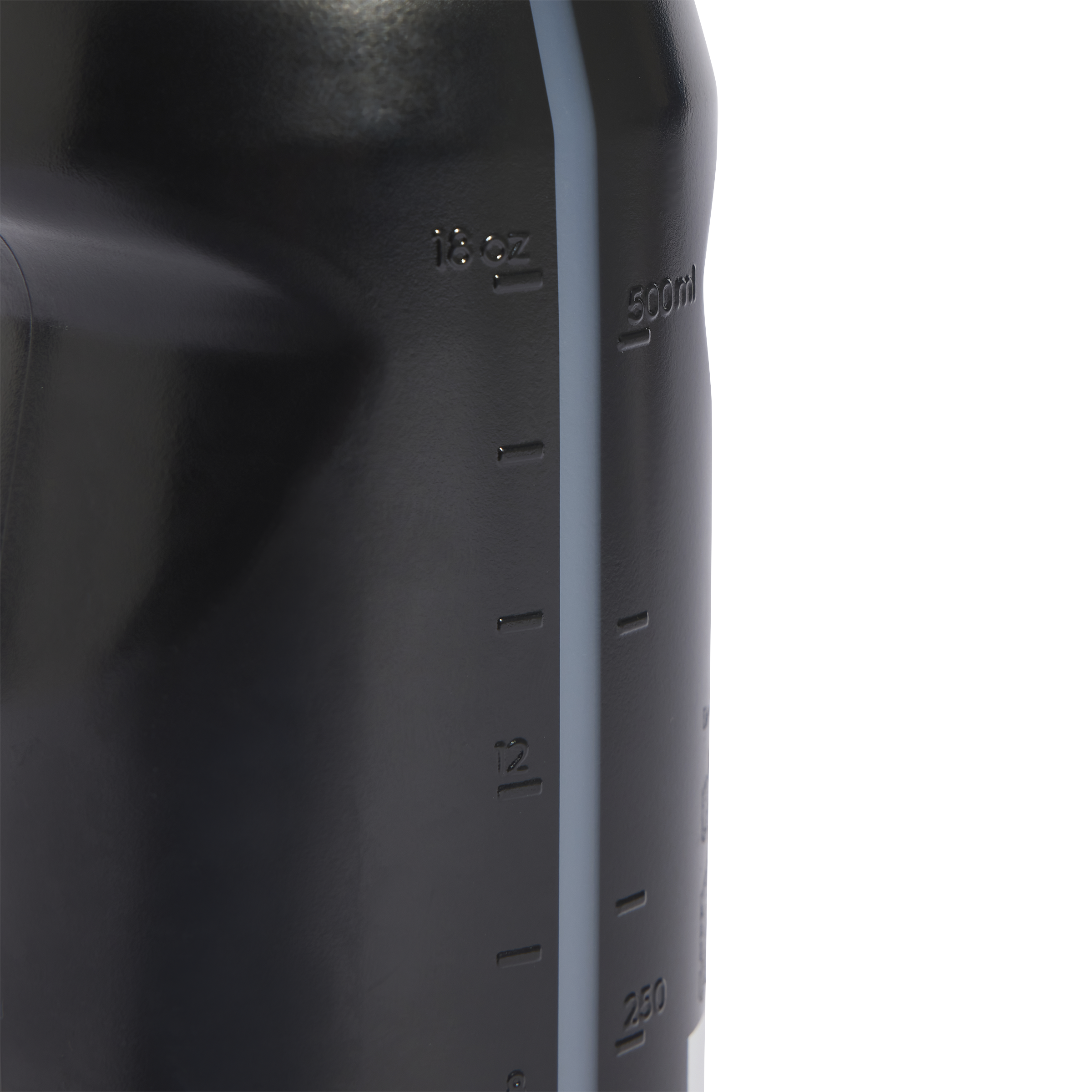 ADIDAS, Tiro Bot 0.5L