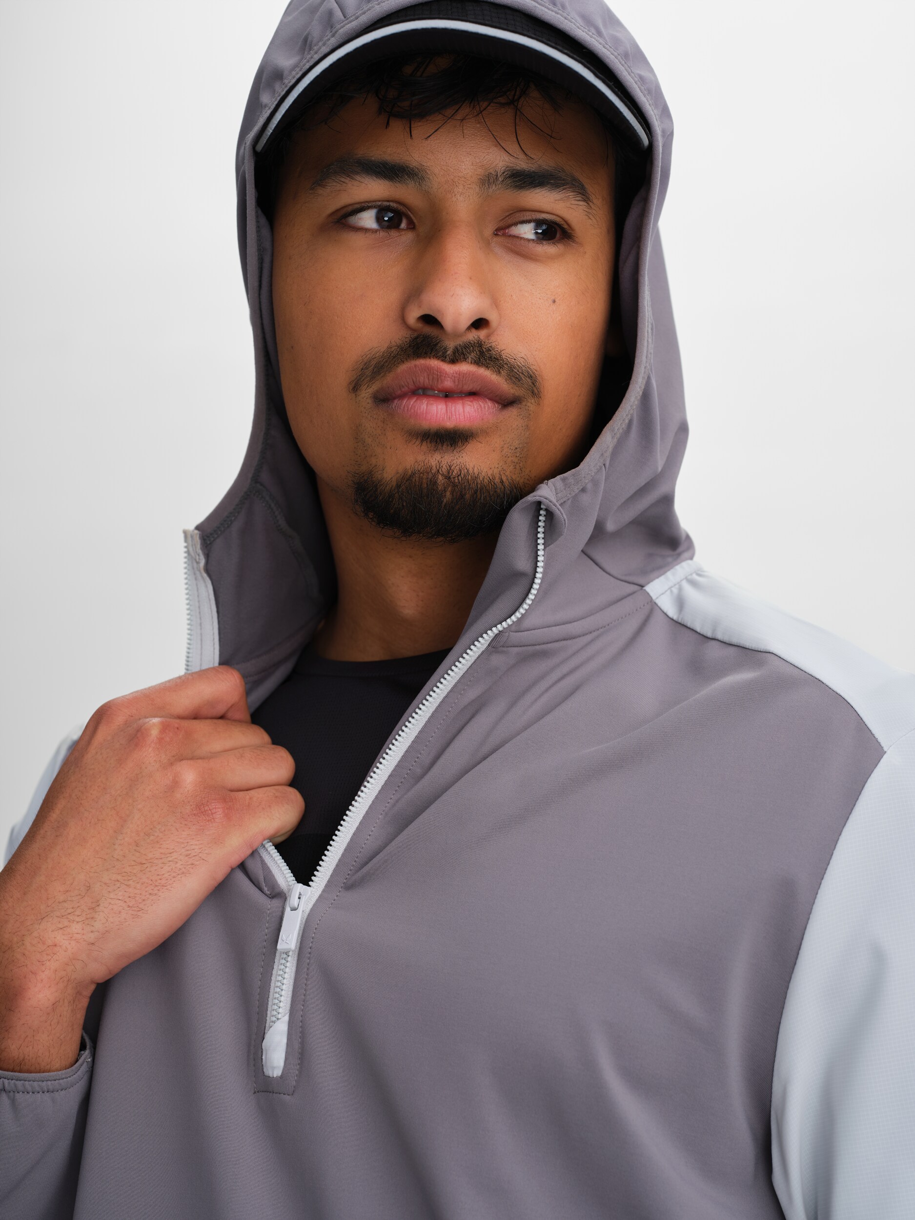 SOC, M Run Ultra Hood