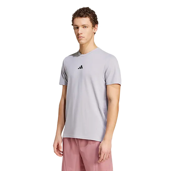 705692109104 ADIDAS  D4t Tee 705692109104 ADIDAS D4t Tee  Model01 Detail