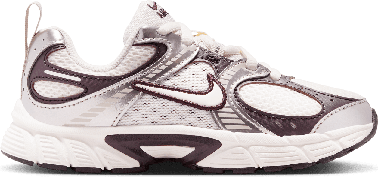 
NIKE, 
J V5 RNR LITTLE PS, 
Detail 1
