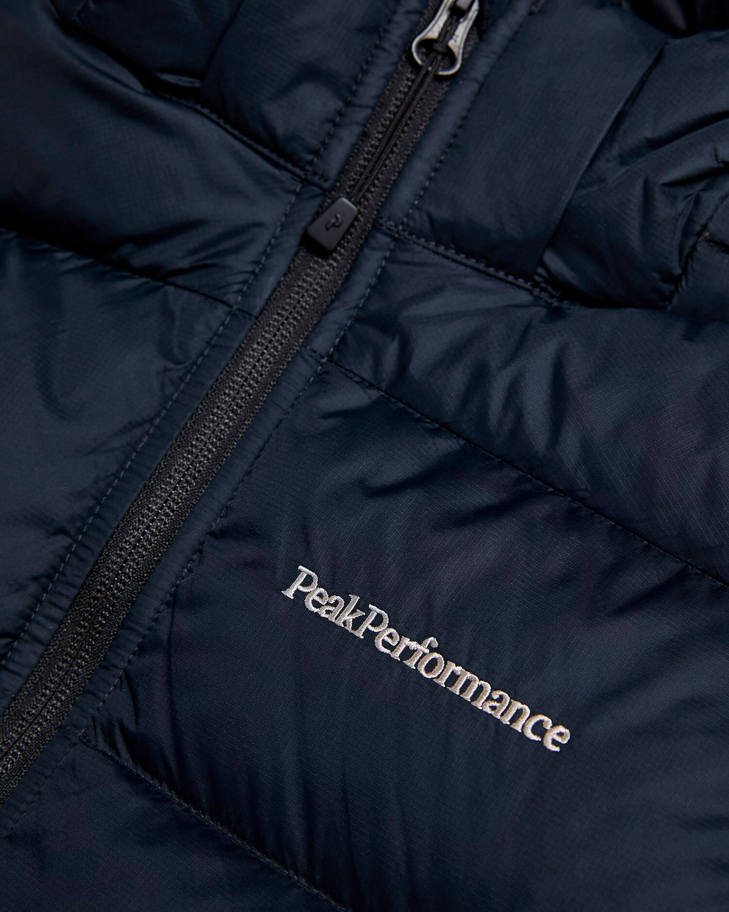 PEAK PERFORMANCE, J Frost Down Puffer