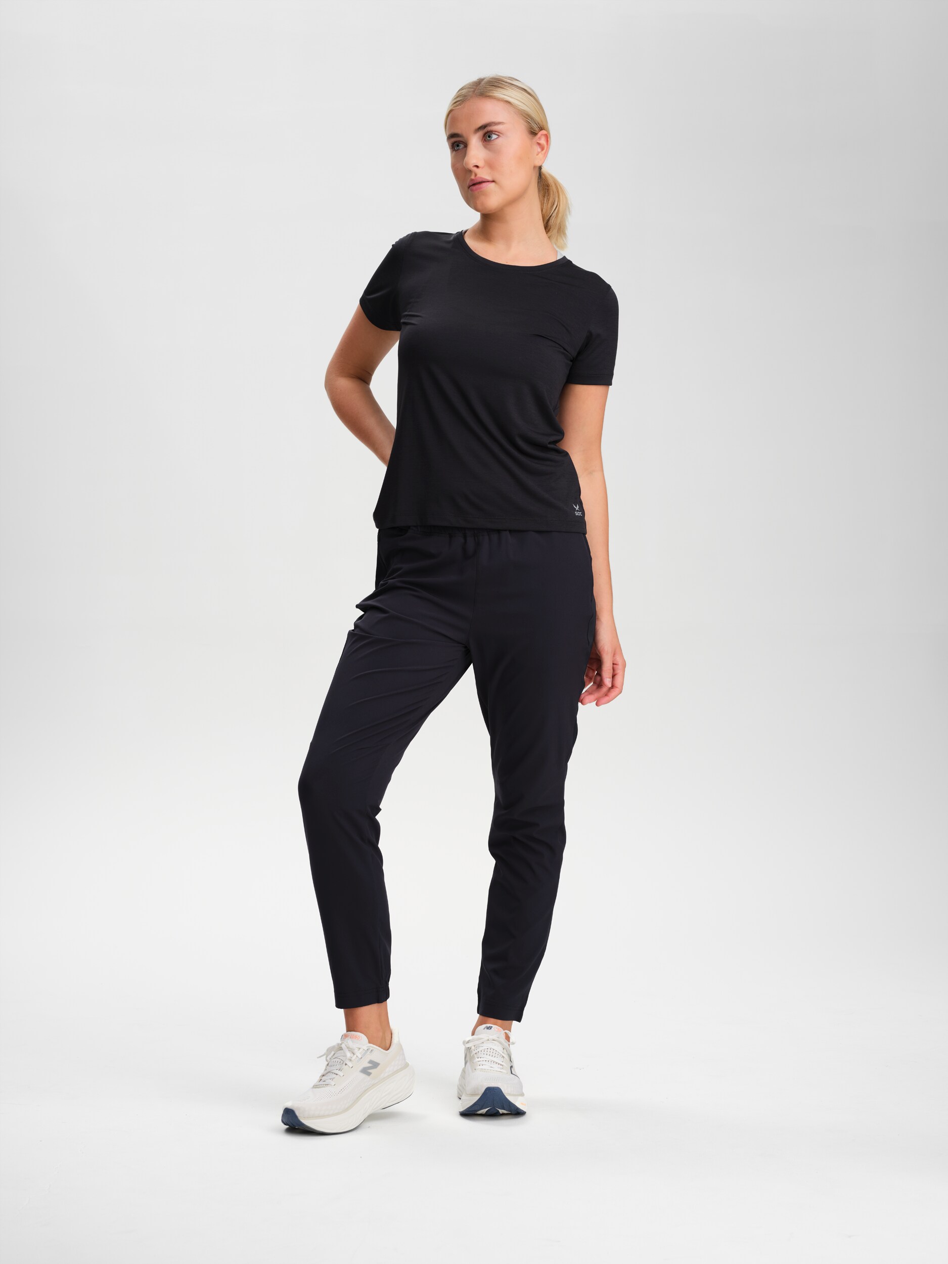 SOC, W Run Woven Pant