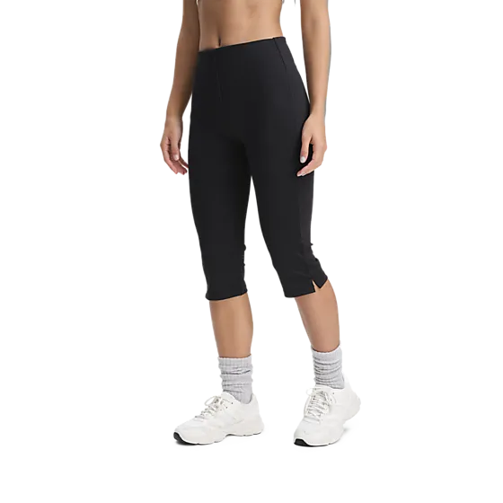 402852101101 SOC W All Day Capri Pant 402852101101 SOC W All Day Capri Pant Model01 Detail
