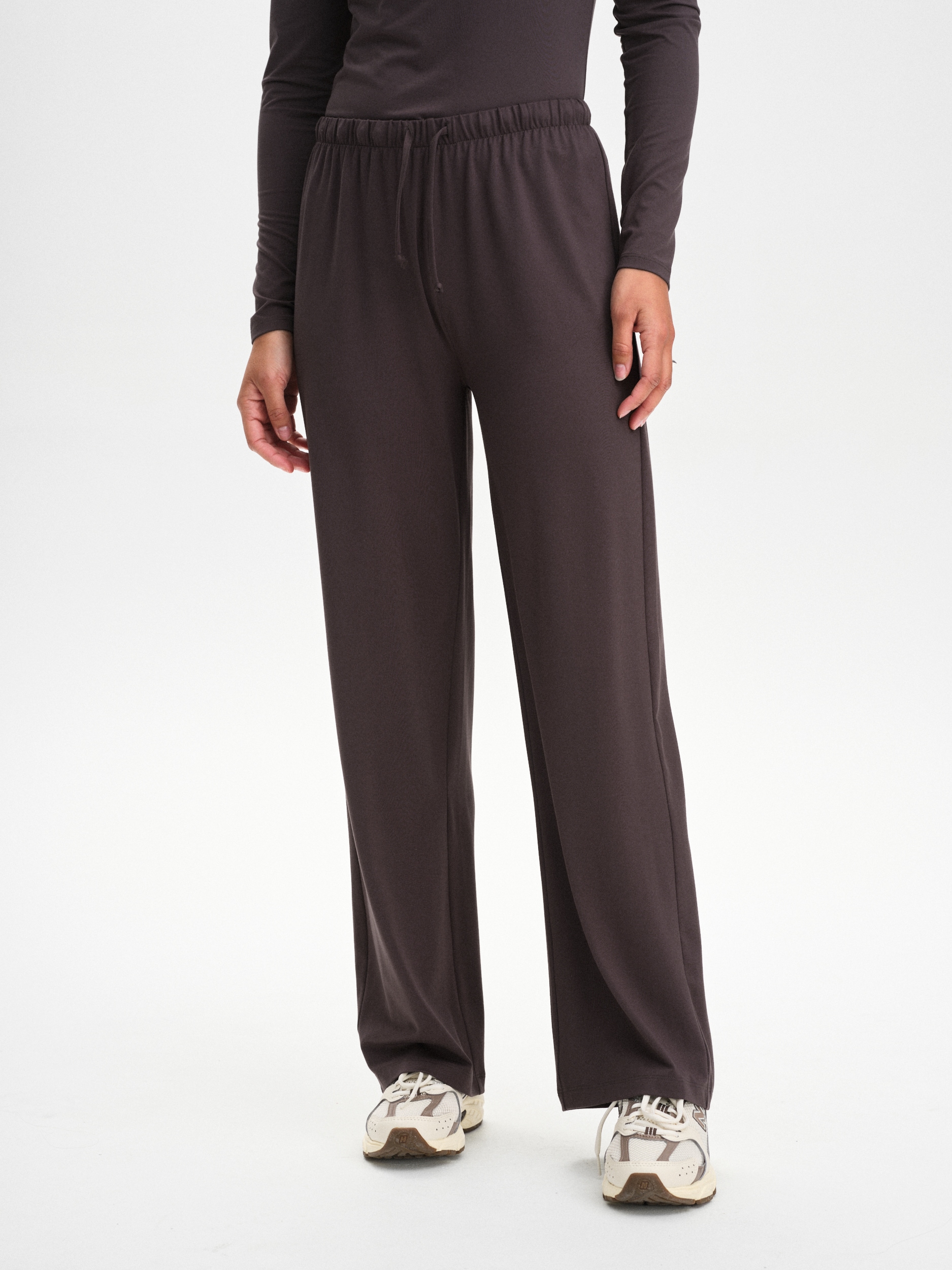 
SOC, 
W Soft Lounge Pant, 
Detail 1
