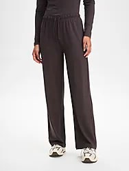 W Soft Lounge Pant - BROWN SLATE Model01 Small1x1