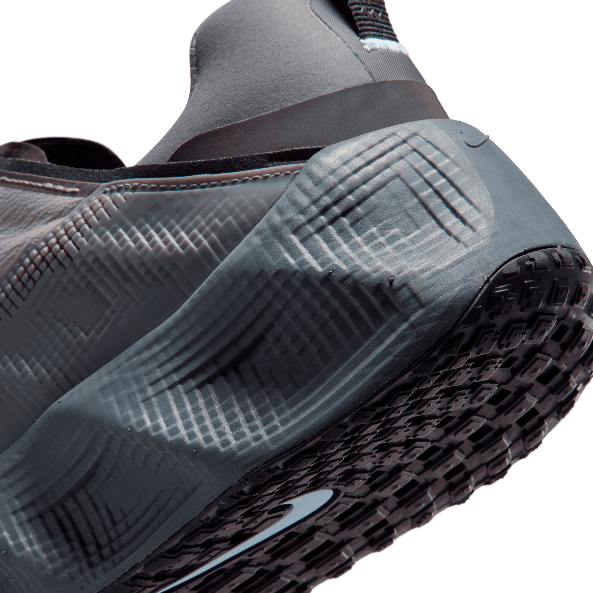 NIKE, M AVA ROVER