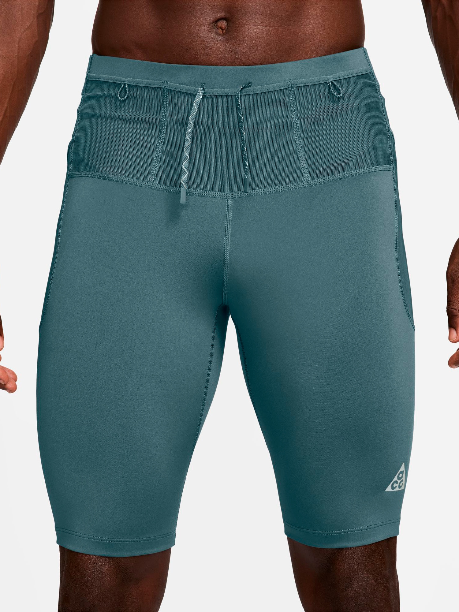 
NIKE, 
M ACG DFADV LAVALOOPS 1/2 TGHT, 
Detail 1
