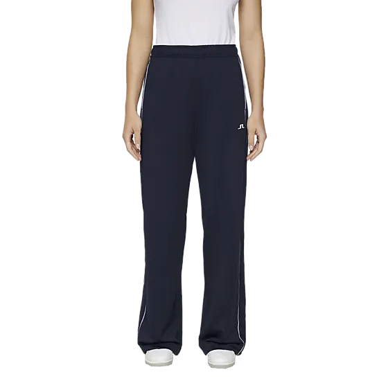 403906101101 J LINDEBERG W Belinda Track Pant 403906101101 J LINDEBERG W Belinda Track Pant Model01 Detail