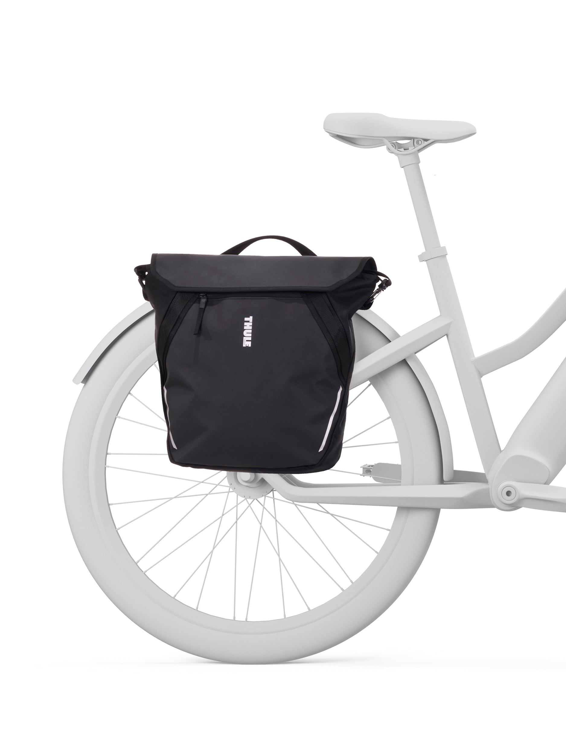 
THULE, 
INLOCK CHASM BAG 22L, 
Detail 1
