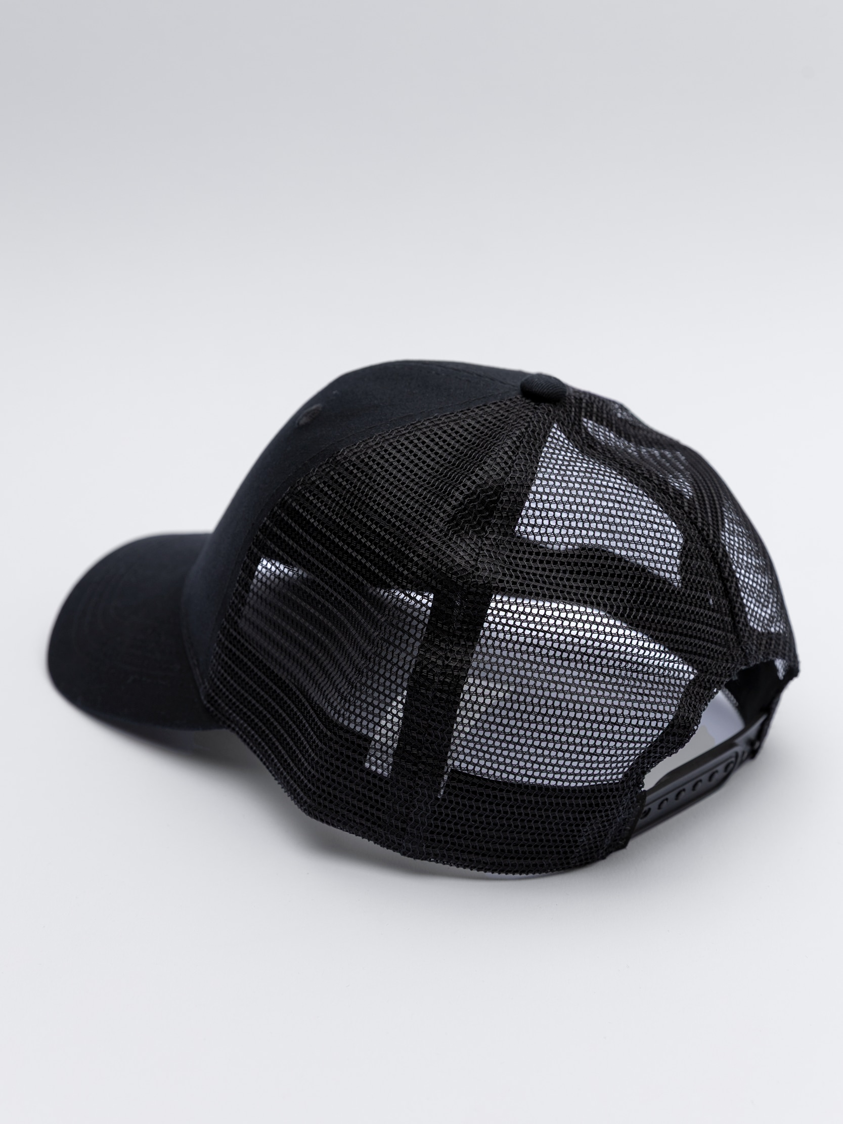 EVEREST, Base Trucker Cap