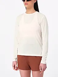 SHAKEOUT CORE GRAPHIC LS TEE W - WHISPER WHITE Model01 Small1x1