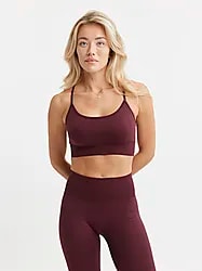 Signature Seamless Bra - CHERRY LACQUER Model01 Small1x1