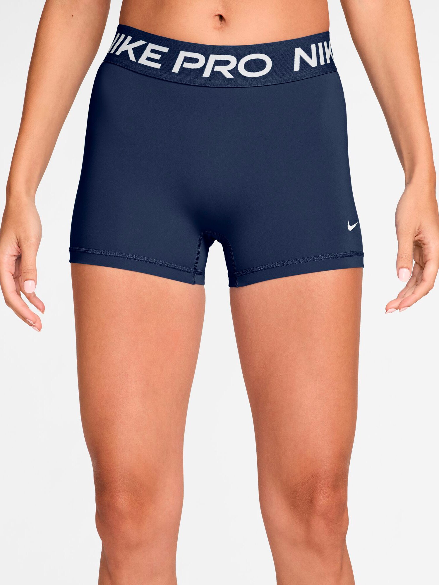 
NIKE, 
NIKE PRO WOMEN'S MID-RISE 3" BIKER, 
Detail 1
