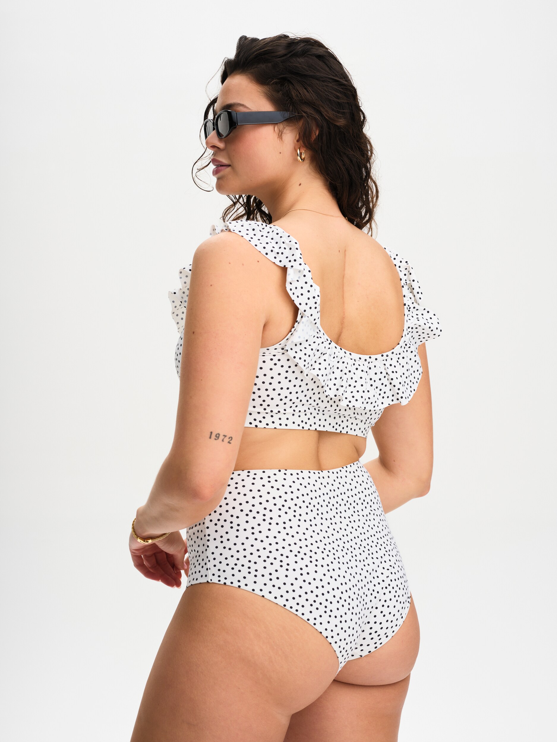 SOC, W Beach High Brief