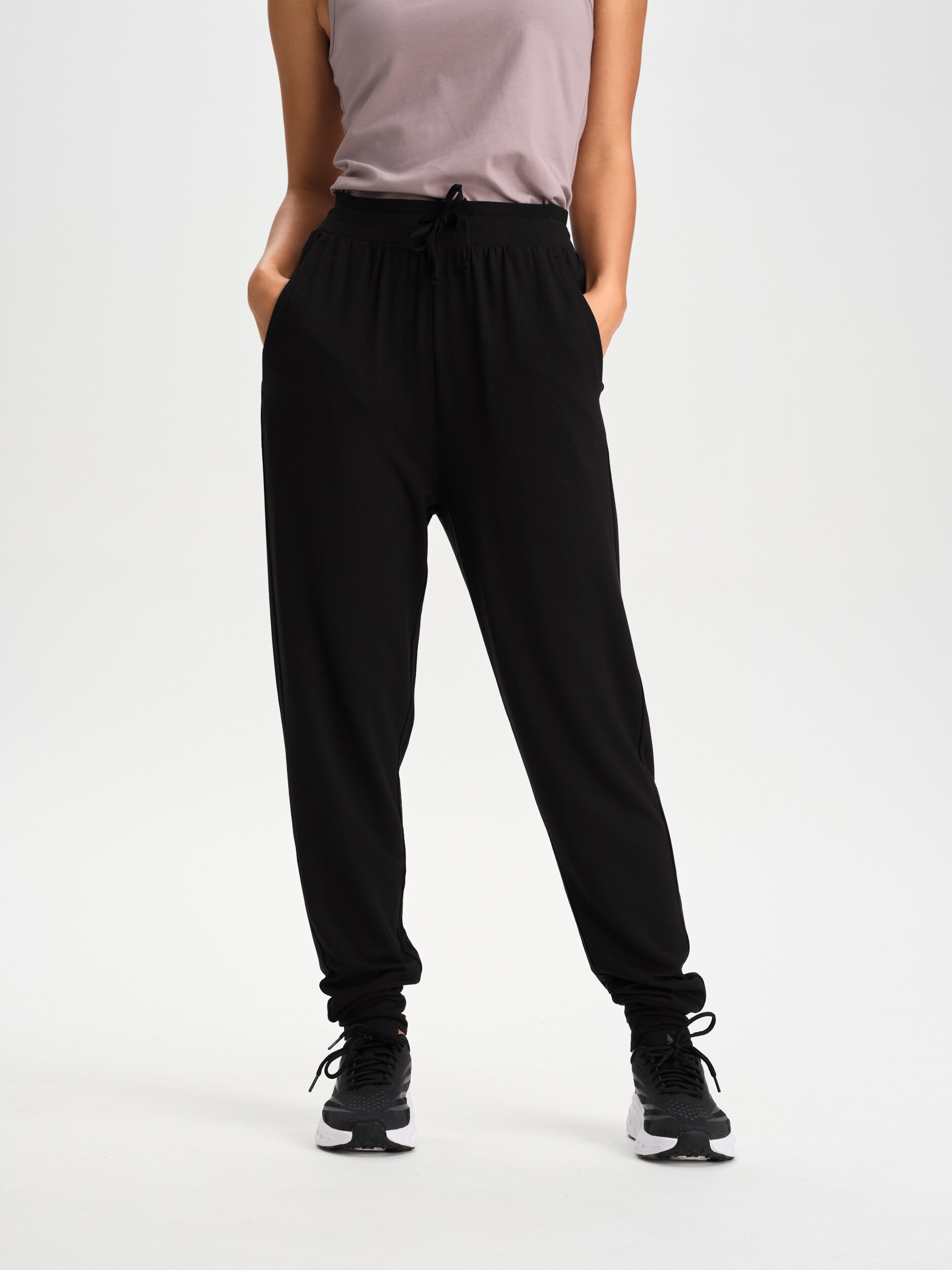 
SOC, 
W Cozy Cuff Pant, 
Detail 1

