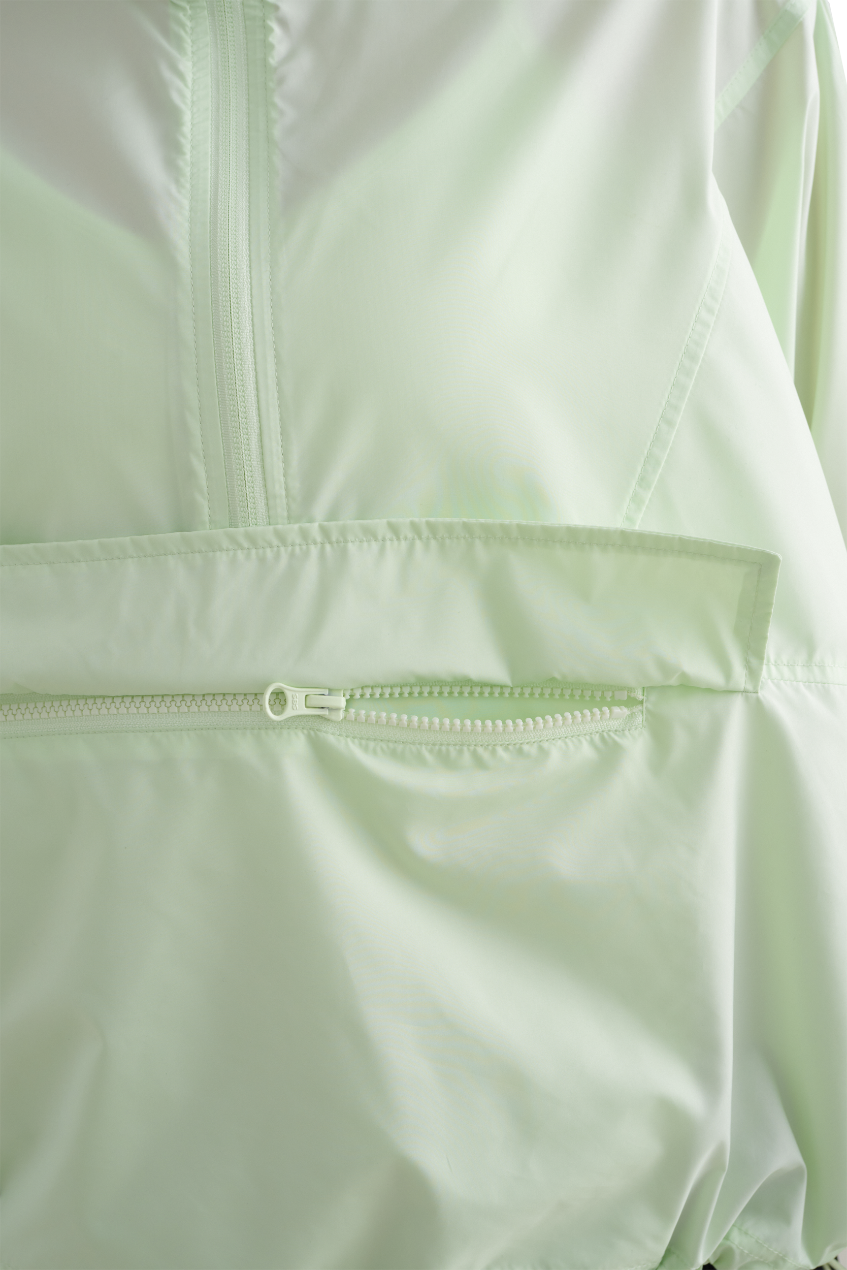 AIM&acute;N, W Balance Blocked Windstopper Jacket