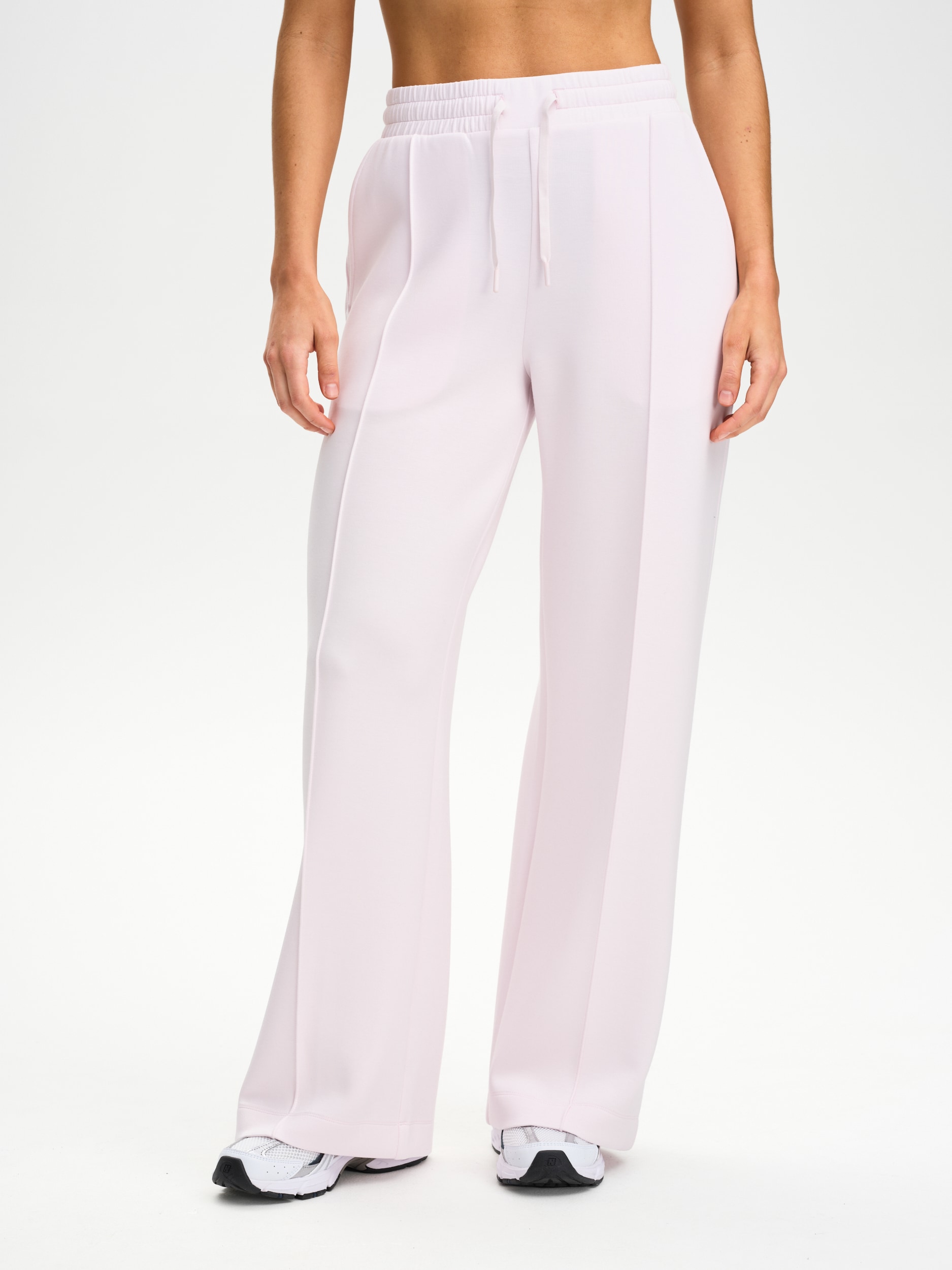 
SOC, 
W SOFT POCKET PANT, 
Detail 1
