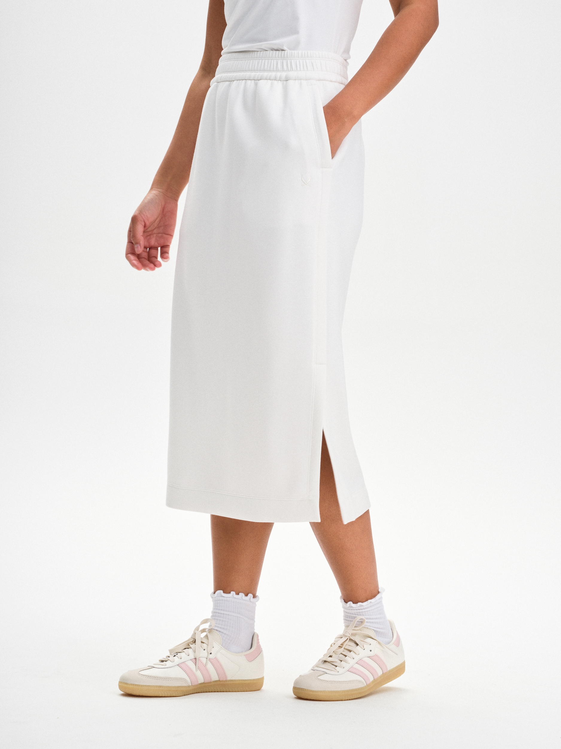 
SOC, 
W SOFT SCUBA SKIRT, 
Detail 1
