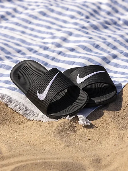 275616102101 NIKE J Kawa Slide Gs 275616102101 NIKE J Kawa Slide Gs Model01 Detail