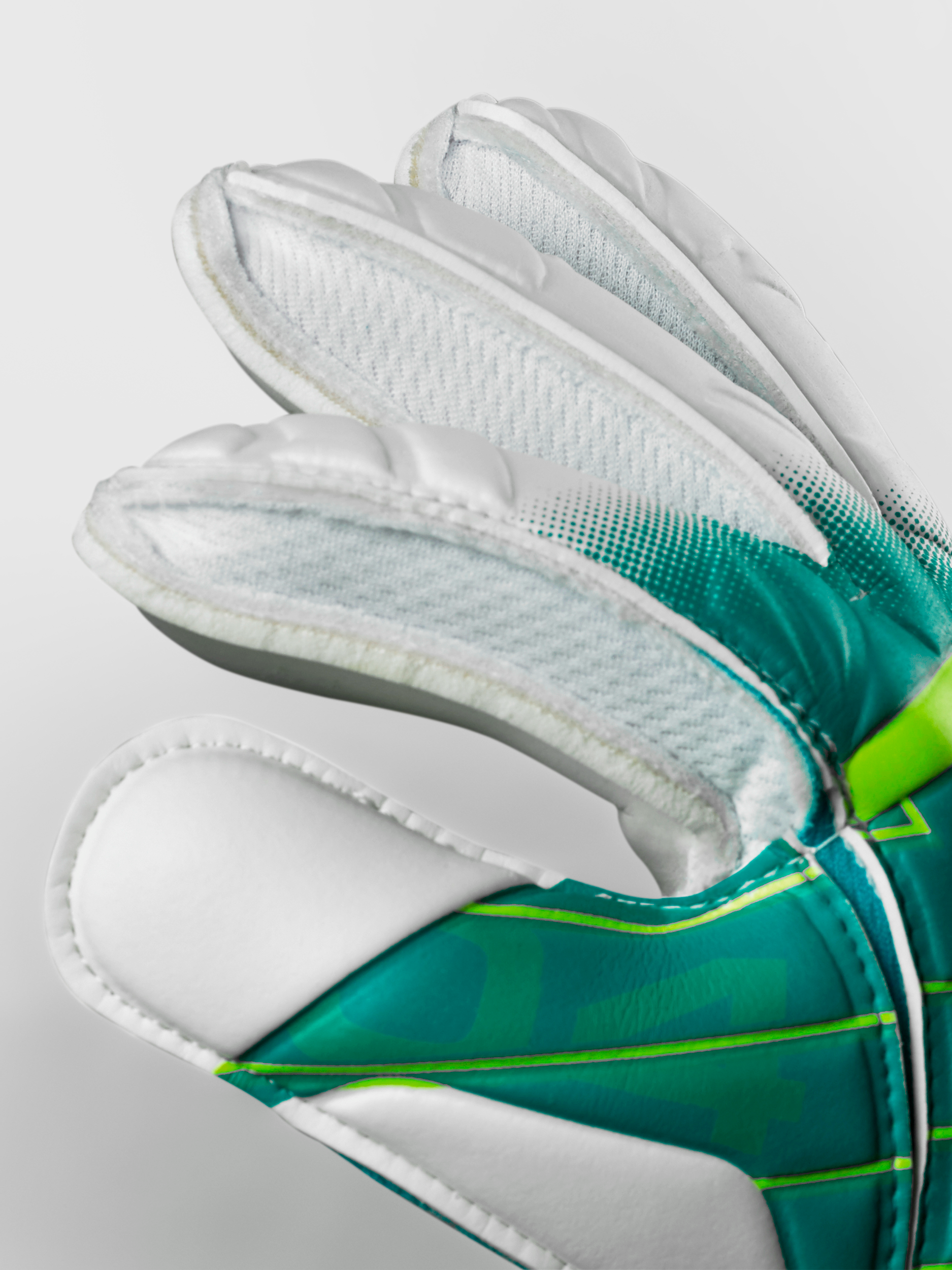 SELECT, 04 PROTECTION