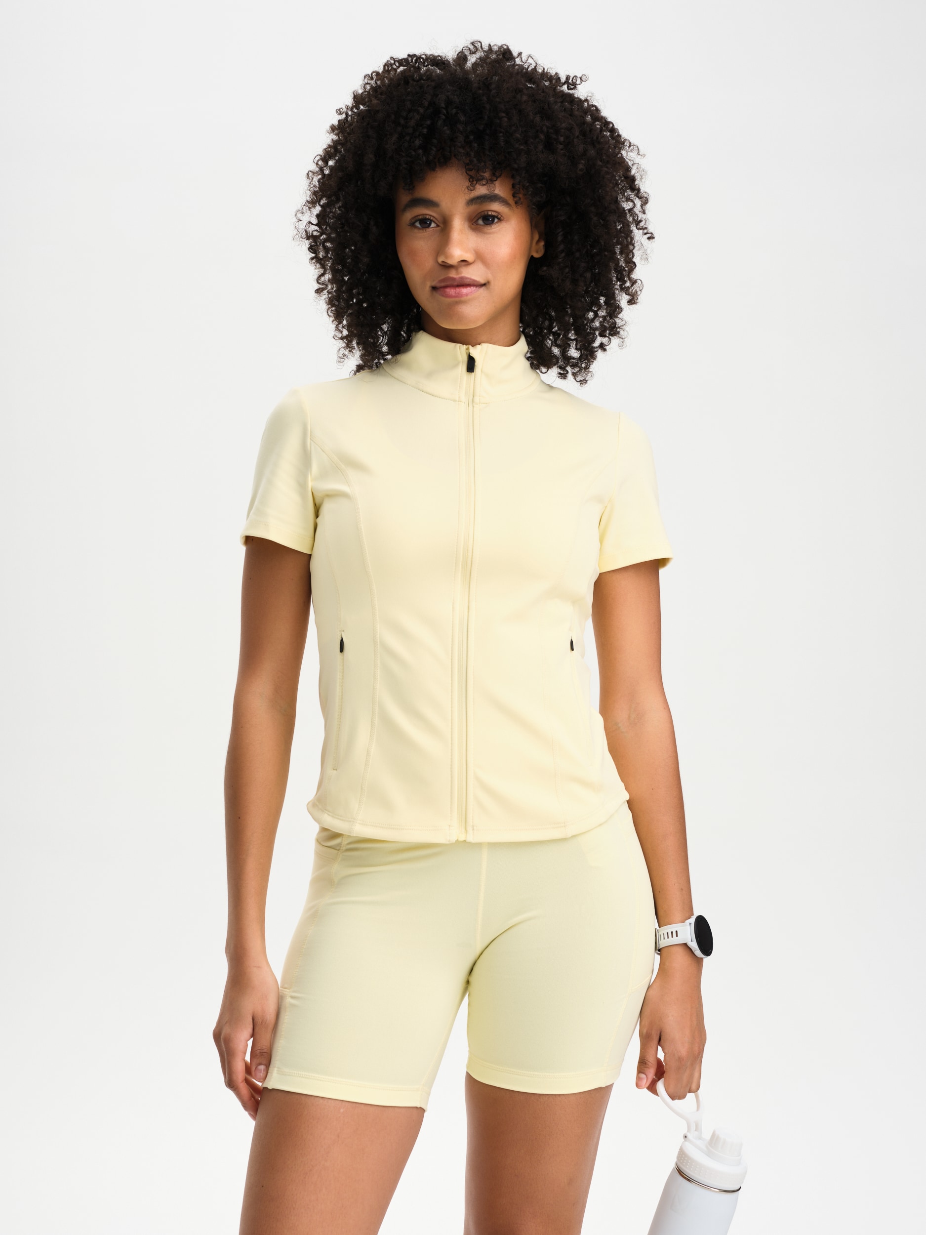 
SOC, 
W FAVOURITE ZIP TOP, 
Detail 1
