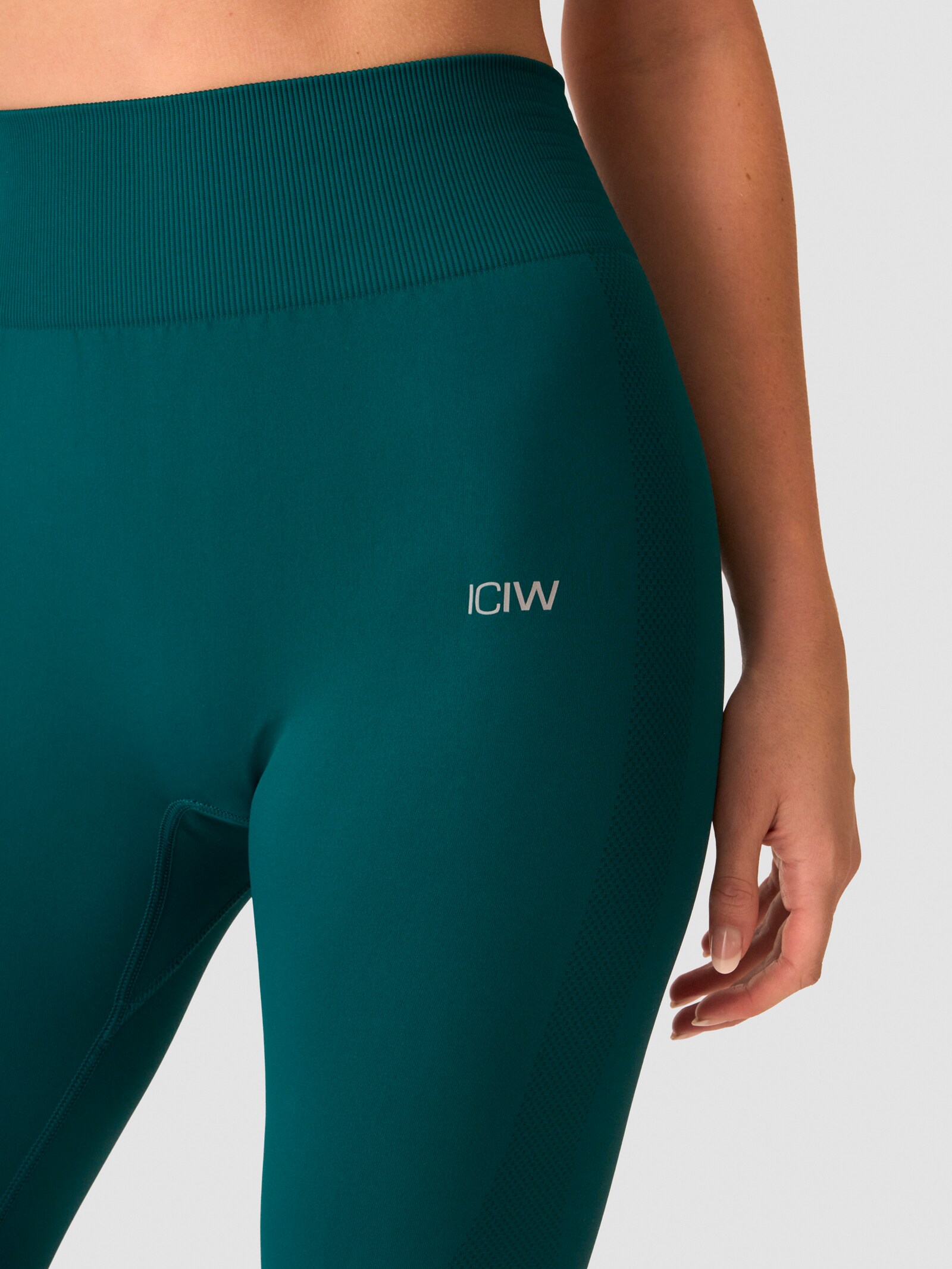 ICANIWILL, Define Seamless Tights