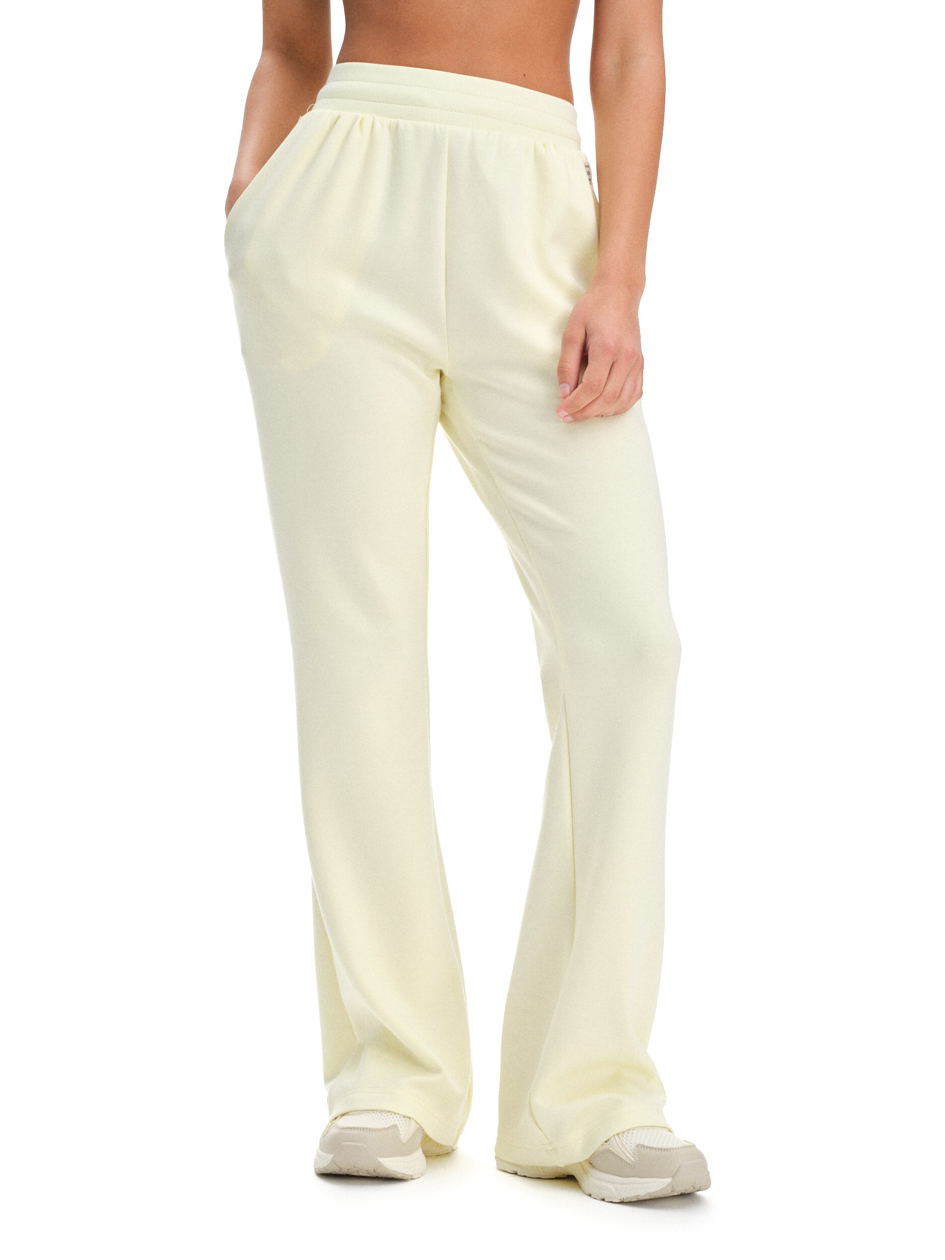 
LE DON DE VIE, 
Lounge Pant Flare W, 
Detail 1
