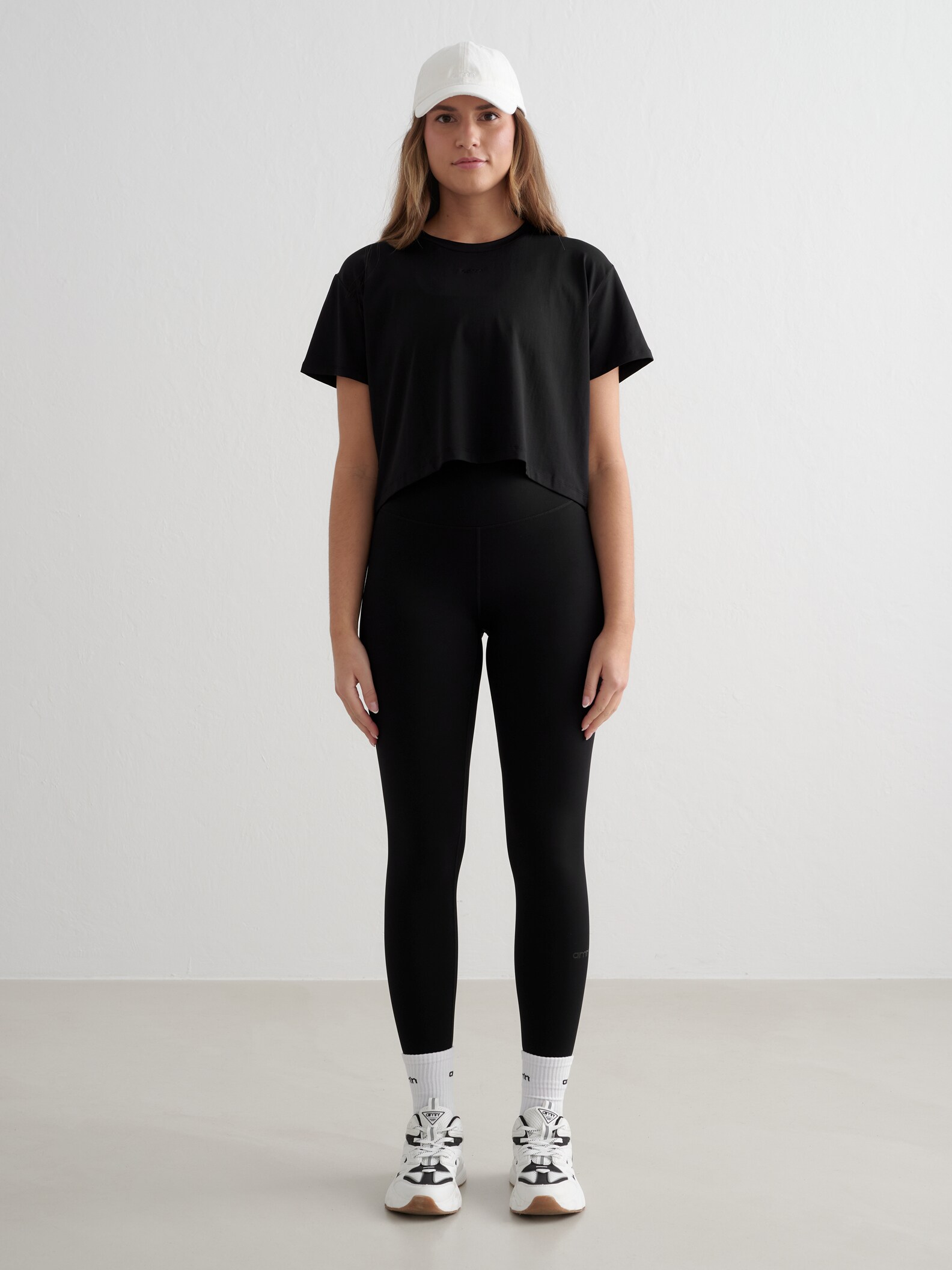 AIM&acute;N, Essence Relaxed T-shirt