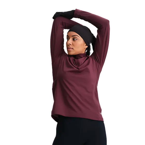 396572103101 SOC W Run Warm Half Zip 396572103101 SOC W Run Warm Half Zip Model01 Detail