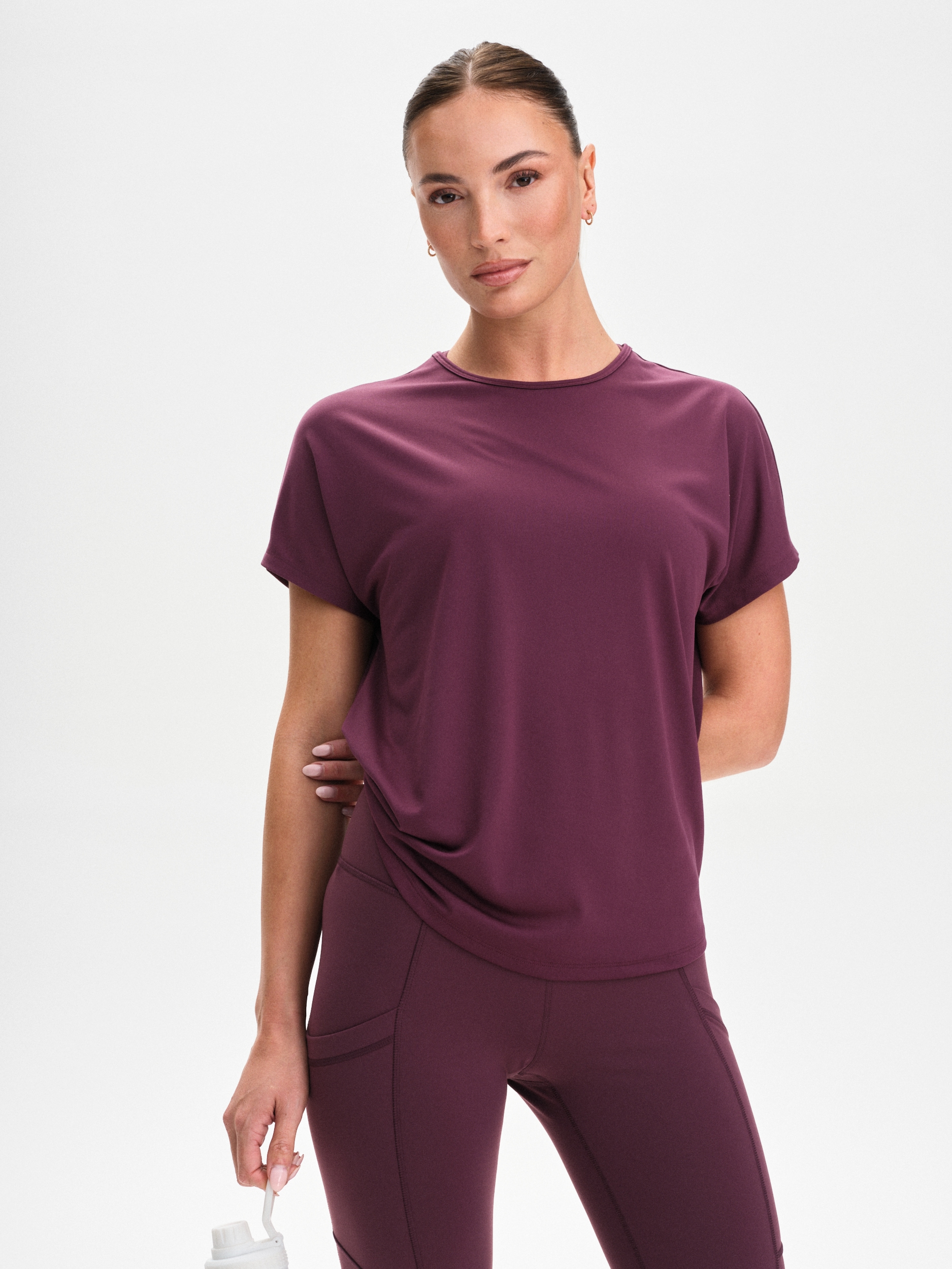 
SOC, 
W Core Tee, 
Detail 1
