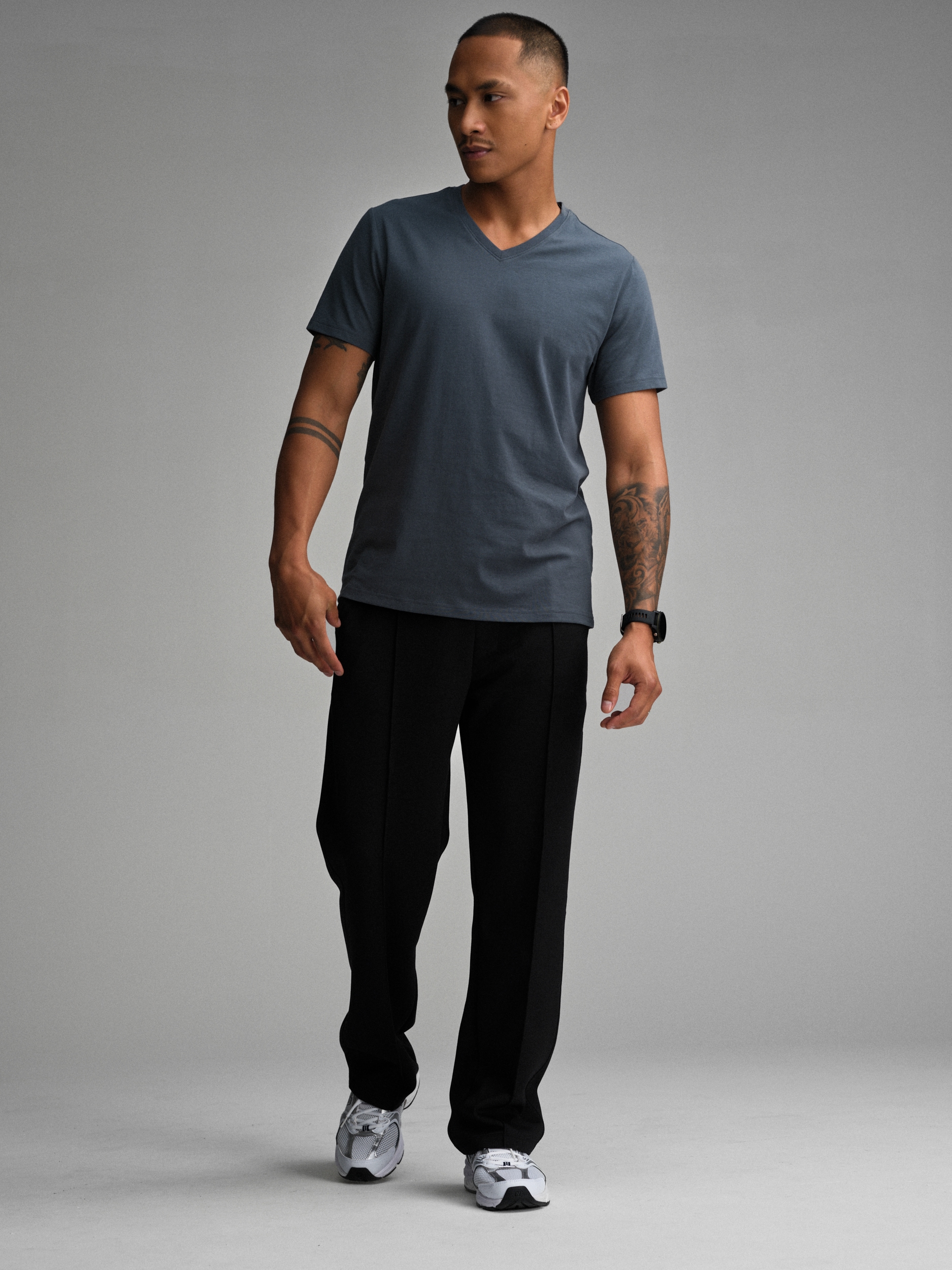 SOC, M SLIM FIT V-NECK TEE