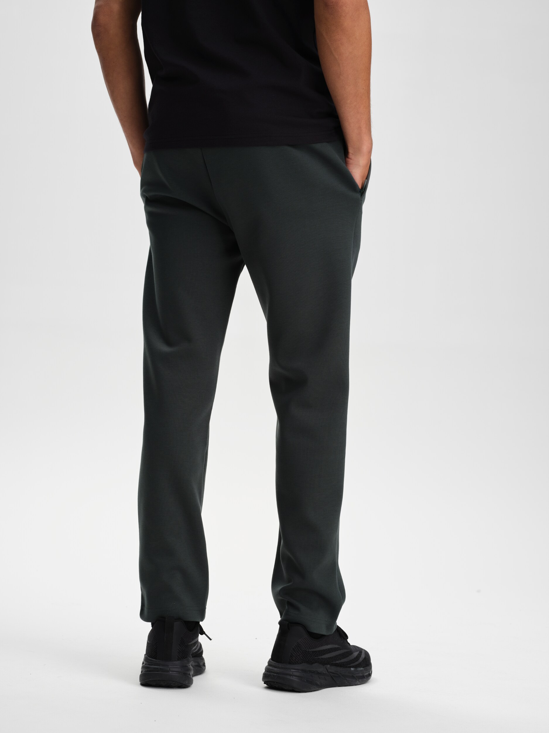 SOC, M Stream Straight Pant