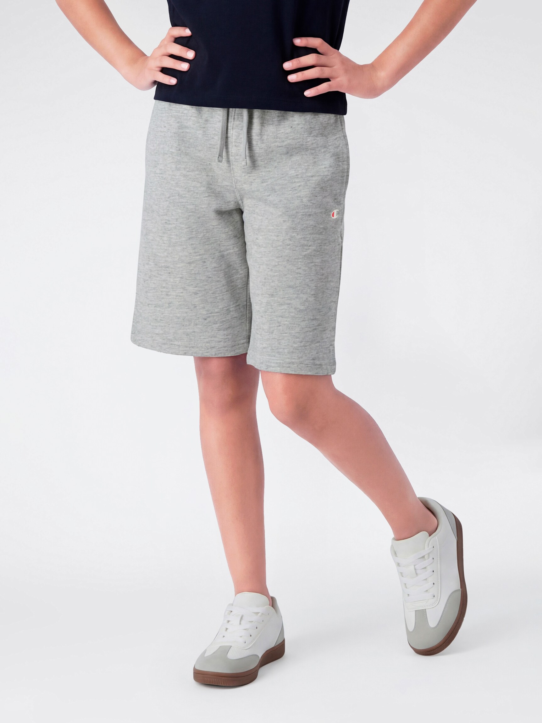 
CHAMPION, 
J BERMUDA, 
Detail 1
