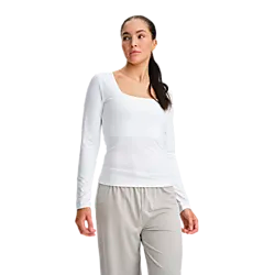 W Soft Square Longsleeve - White Model01 Small1x1