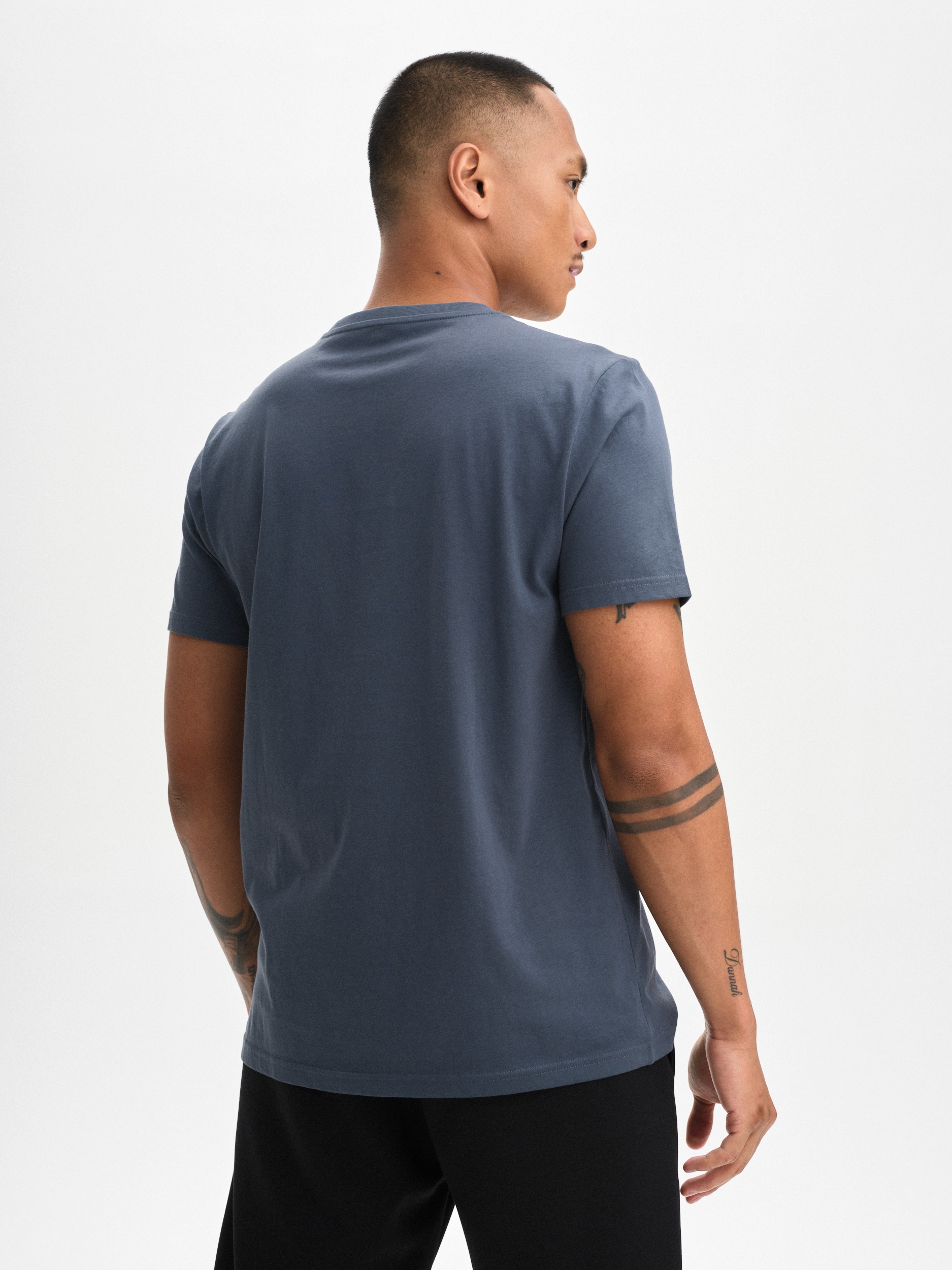 SOC, M REGULAR FIT TEE