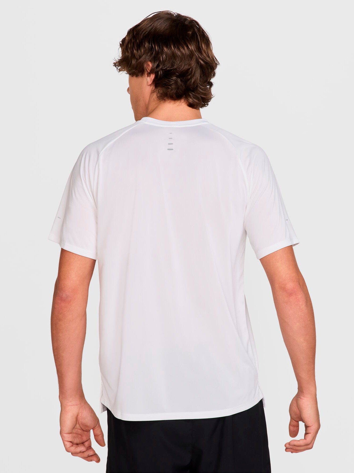 NIKE, M Nk Dfadv Stride Ss Top