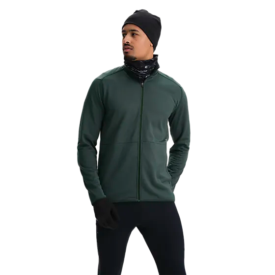 396466104101 SOC M Run Warm Up Full Zip 396466104101 SOC M Run Warm Up Full Zip Model01 Detail