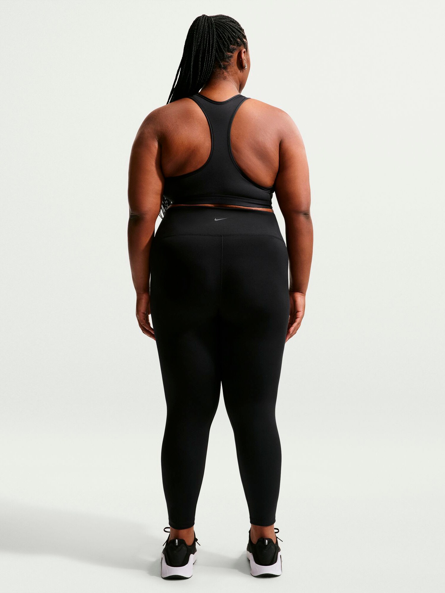 NIKE, NIKE SWOOSH MEDIUM SUPPORT WOMEN'S