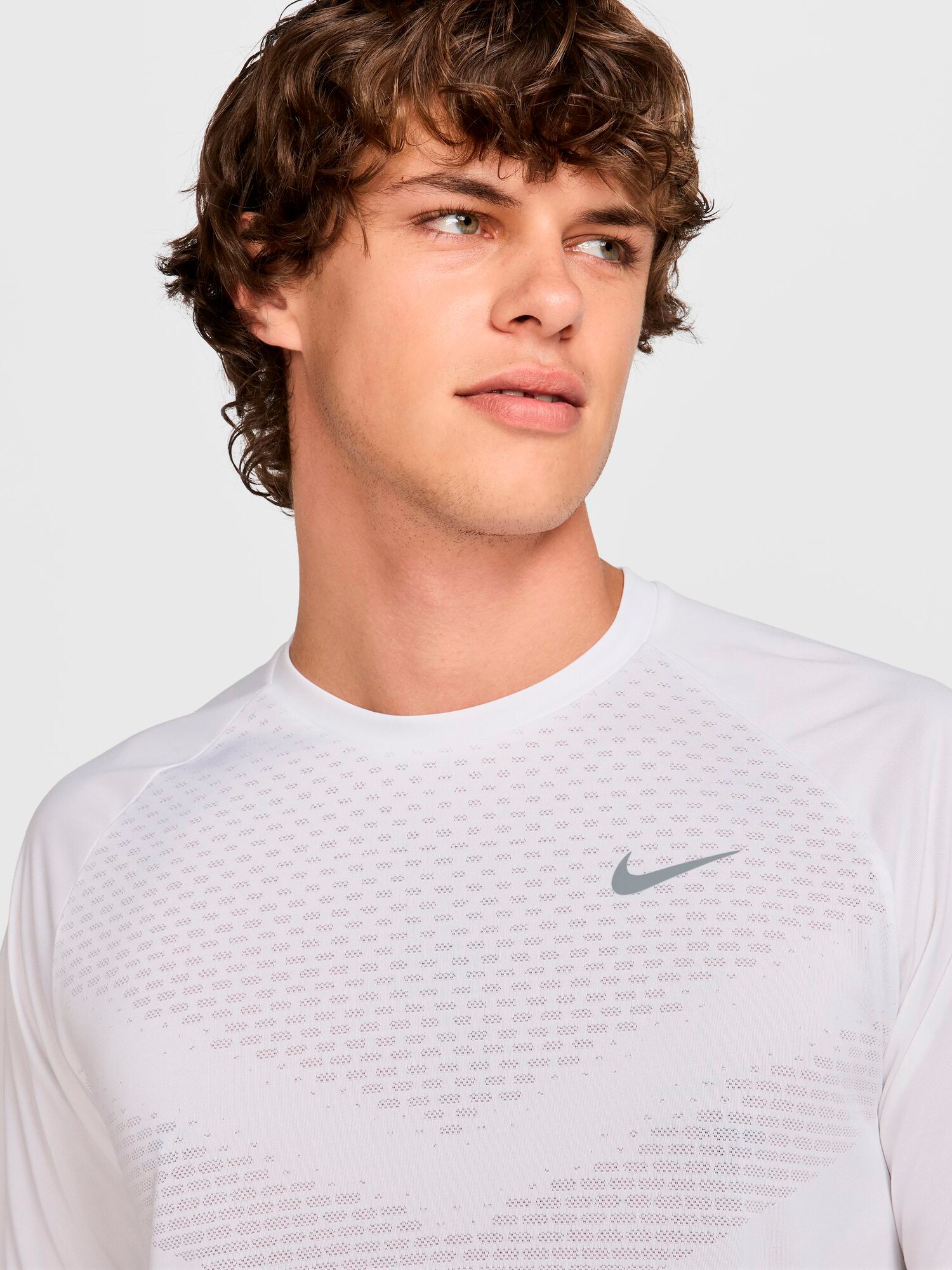 NIKE, M Nk Dfadv Stride Ss Top