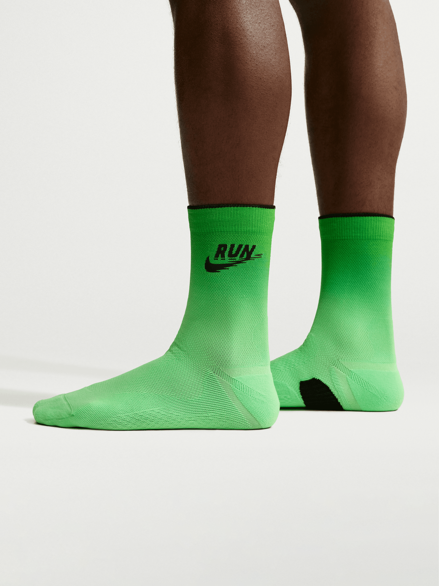 
NIKE, 
U Midweight Running Crew Socks, 
Detail 1
