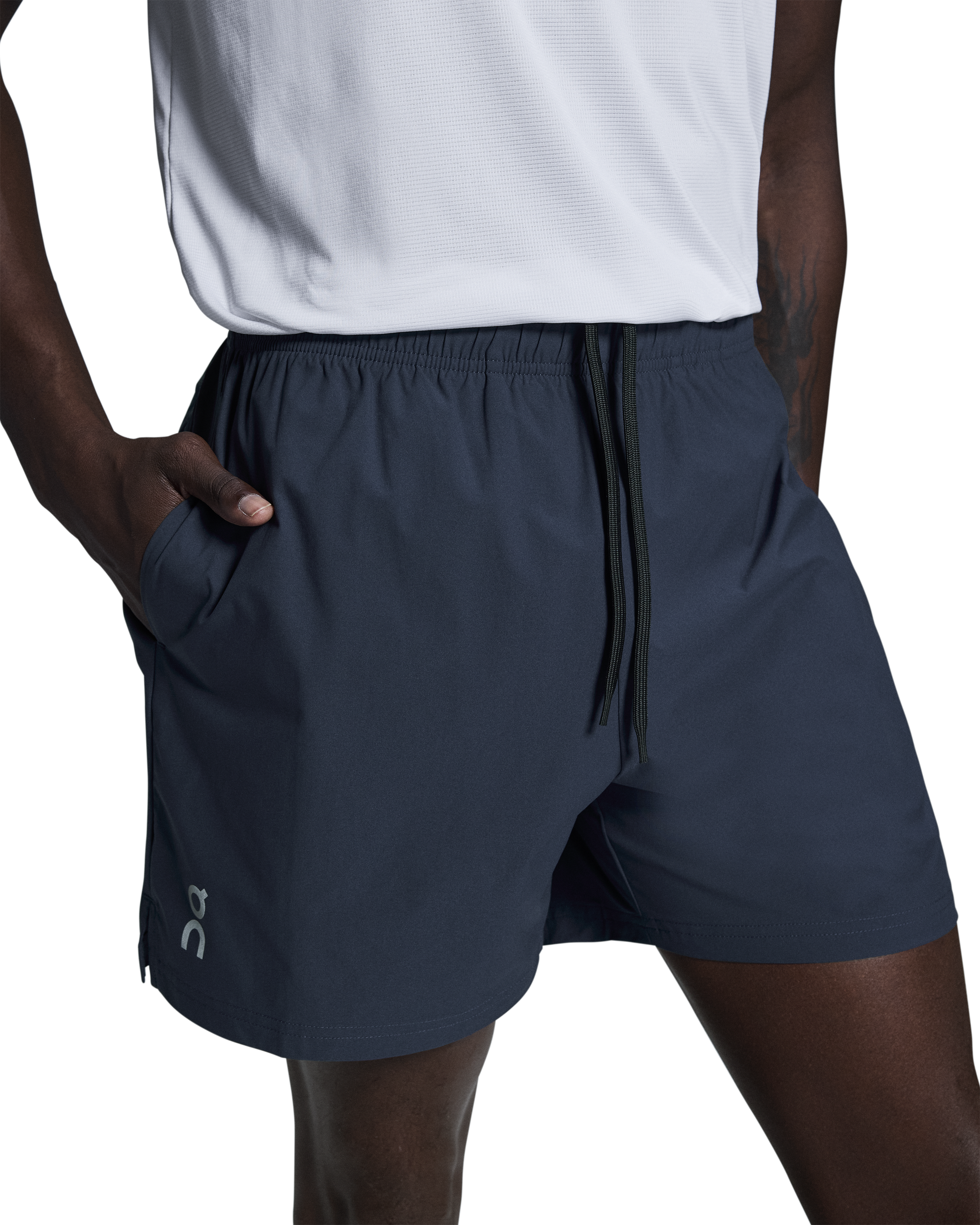 ON, M 7" CORE SHORTS