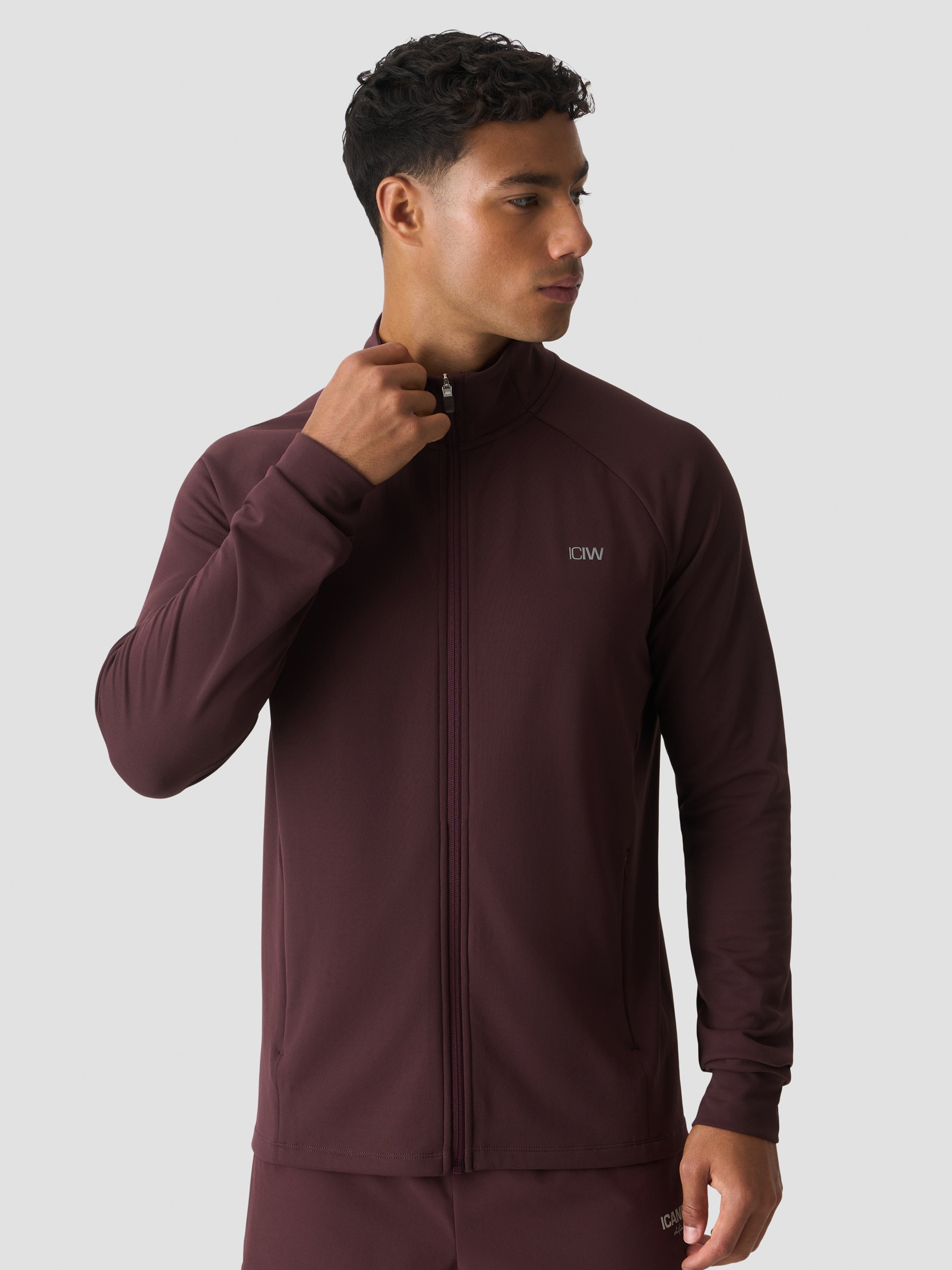 
ICANIWILL, 
M MIRANGE MIDLAYER, 
Detail 1
