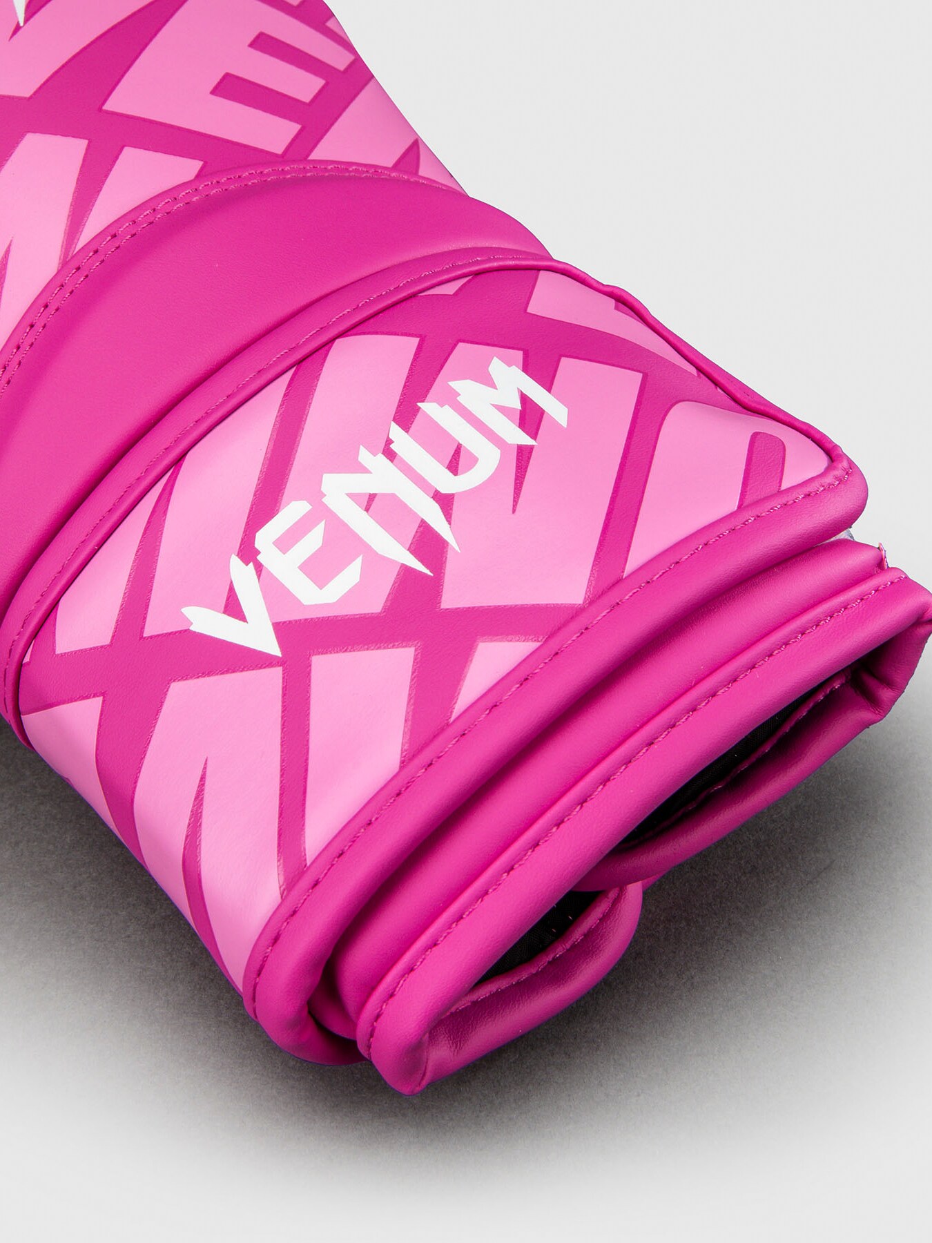 VENUM, CONTENDER 1.5 3D BOXING GLOVES