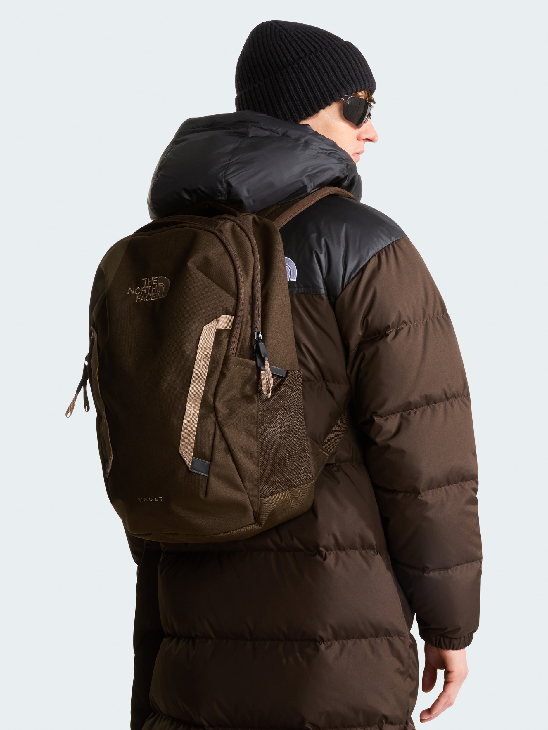 
THE NORTH FACE, 
Vault Backpack, 
Detail 1

