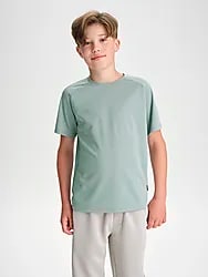 J Strength Tee - Abyss Green Model01 Small1x1