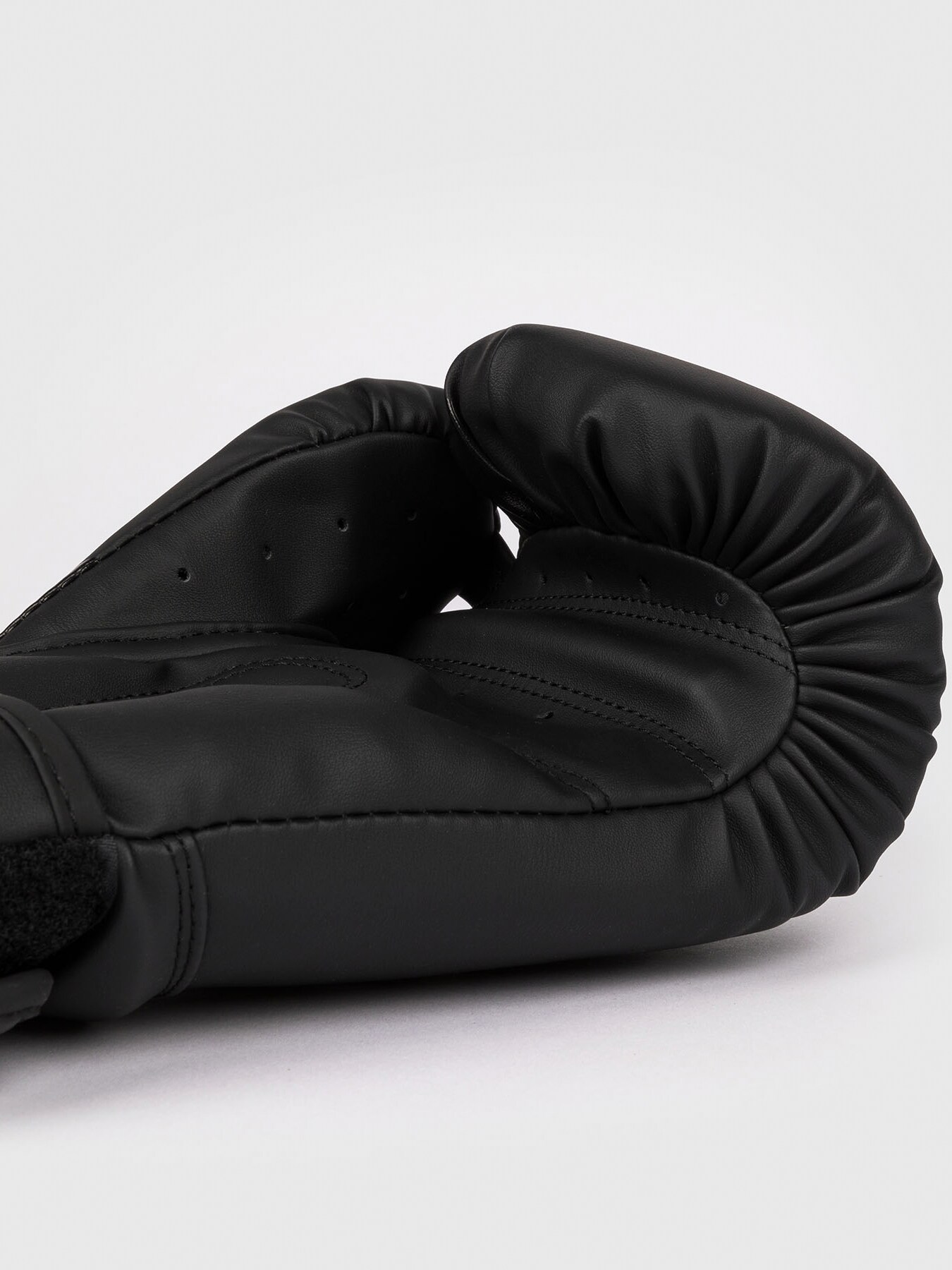 VENUM, CHALLENGER 2.5 BOXING GLOVE