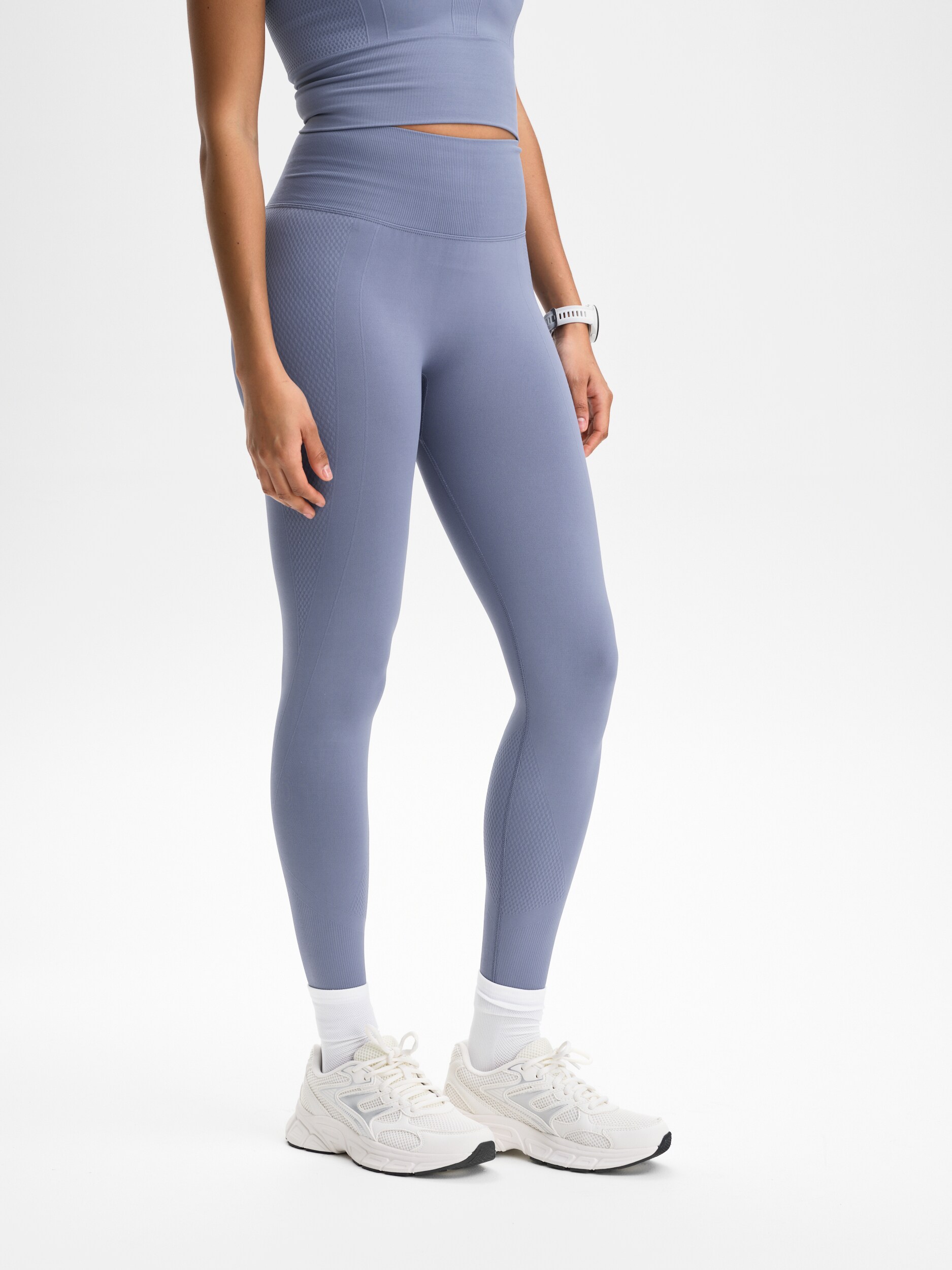 
SOC, 
W SEAMLESS GRID TIGHTS, 
Detail 1
