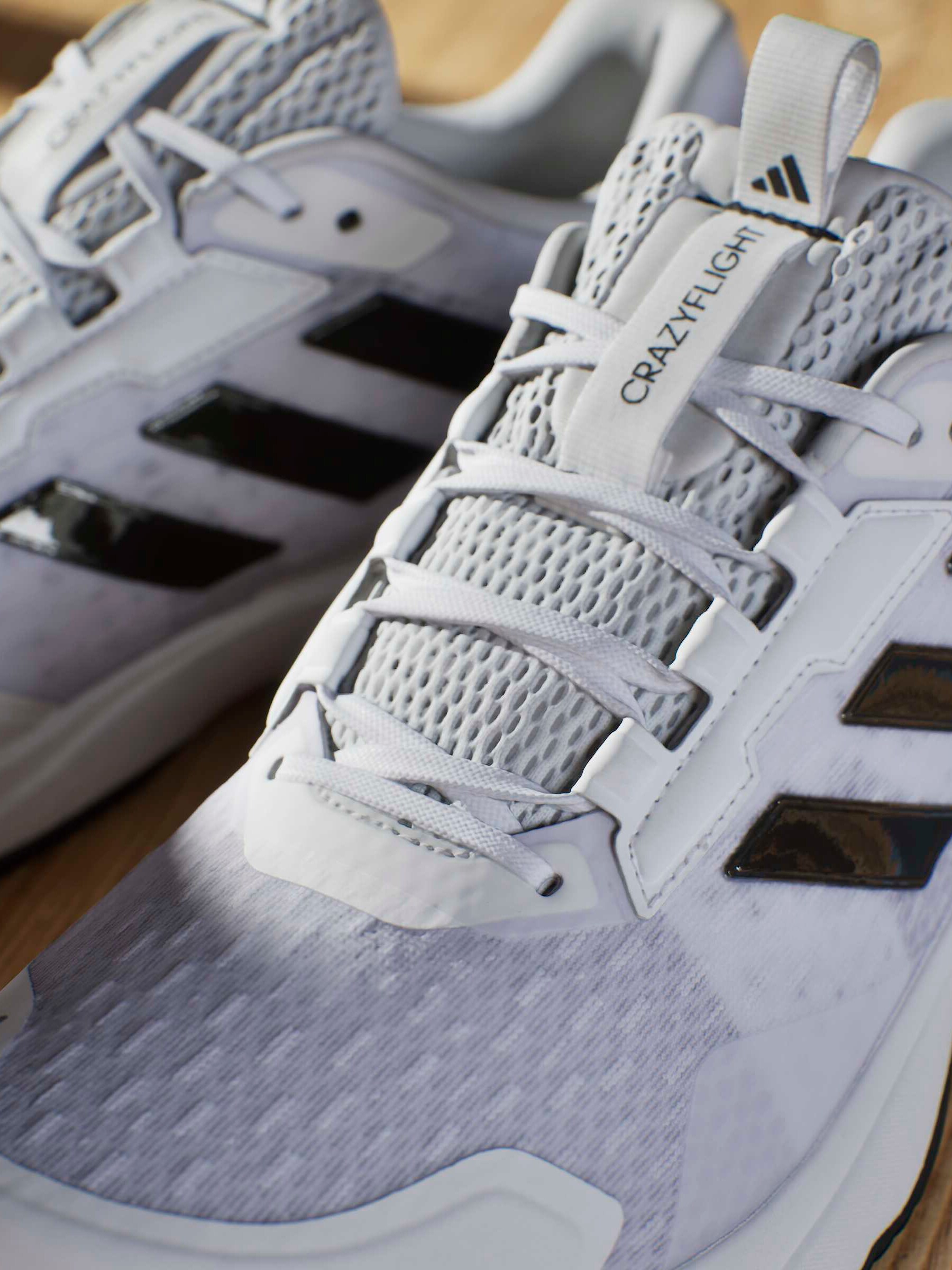 ADIDAS, Crazyflight 6 M