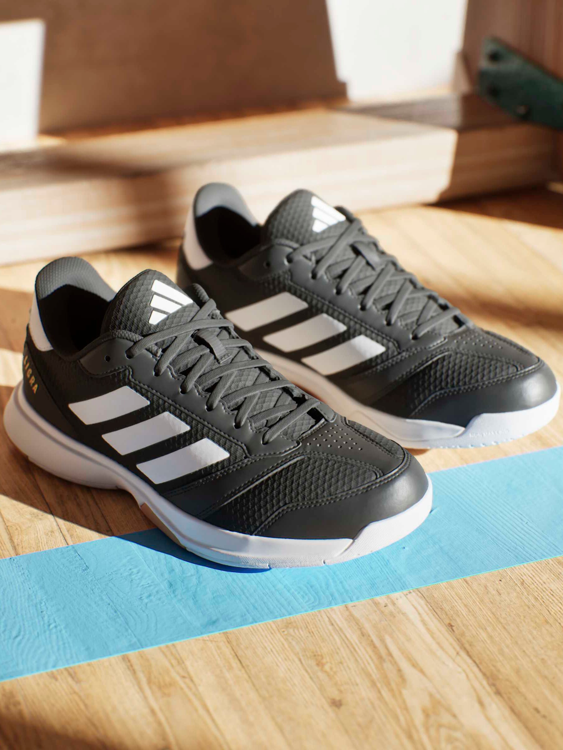 
ADIDAS, 
LIGRA 8 M, 
Detail 1
